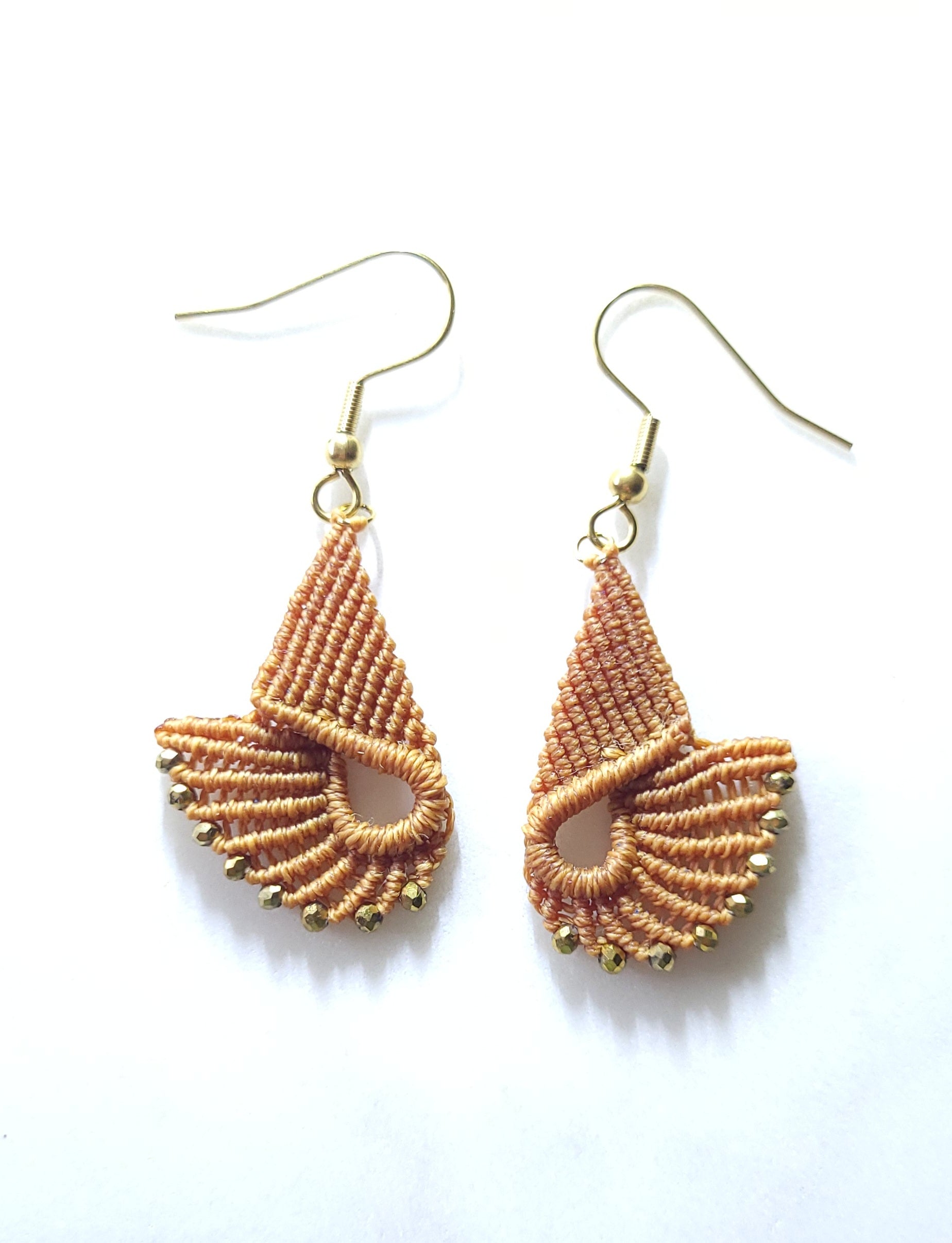 Boucles d'oreilles micro-macramé ondulé acier inoxydable bohème naturel
