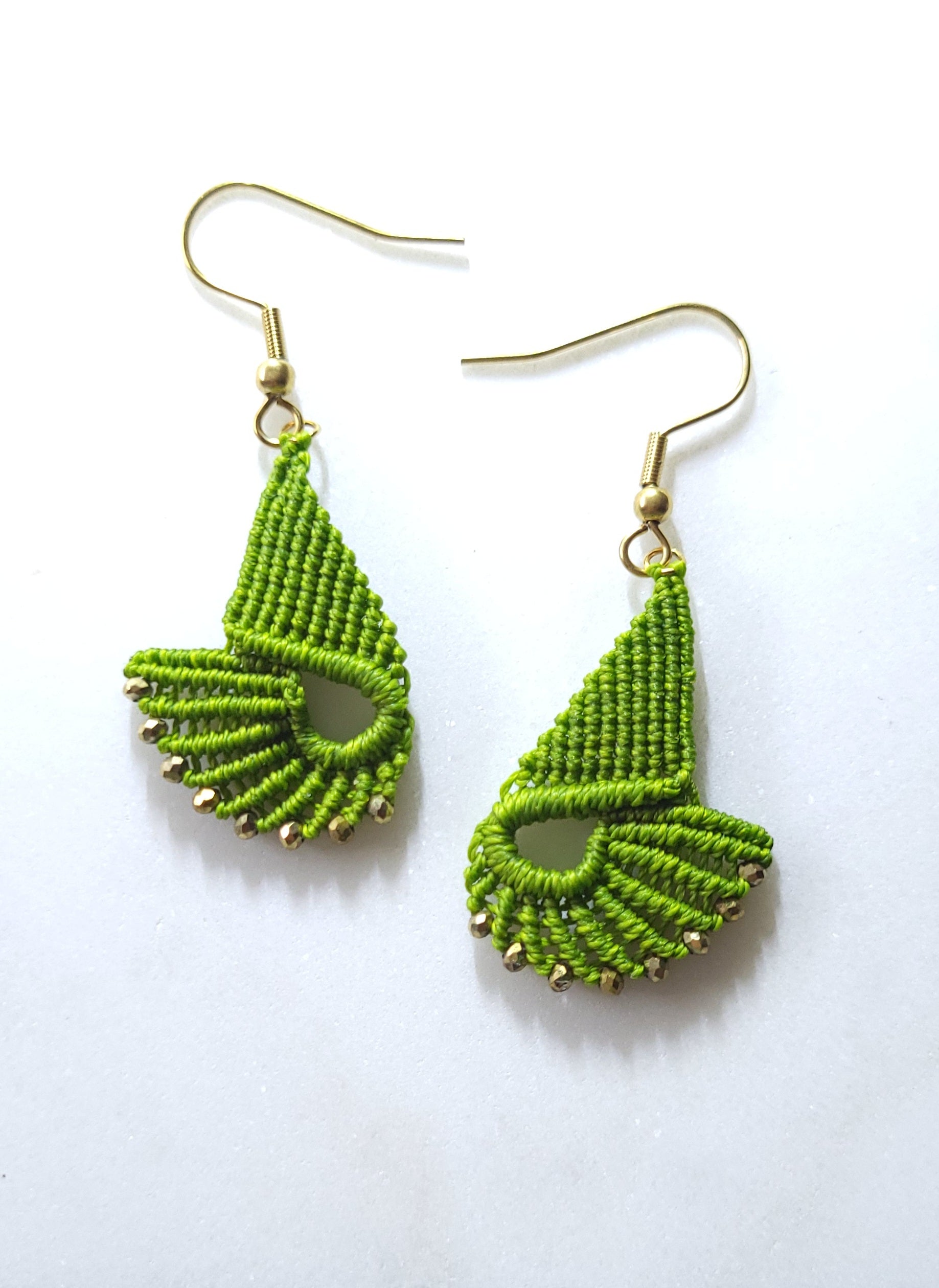 Boucles d'oreilles micro-macramé ondulé acier inoxydable bohème naturel
