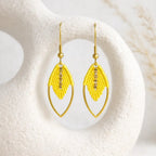 Boucles d'oreilles navette micro-macramé doré – Légères, fait main Micro Noeuds