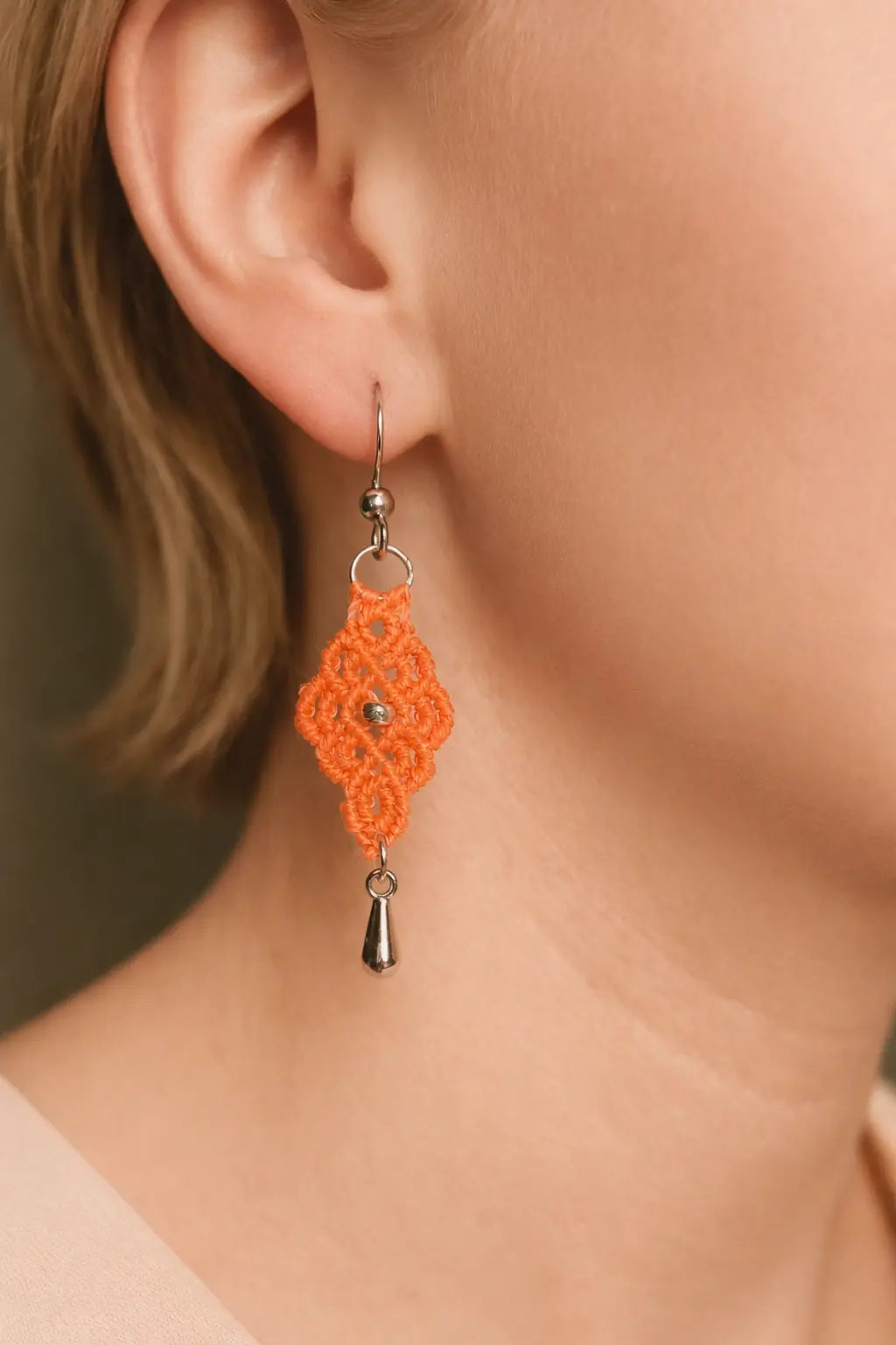 Boucles d’oreilles micro-macramé personnalisables STELLA Micro Noeuds