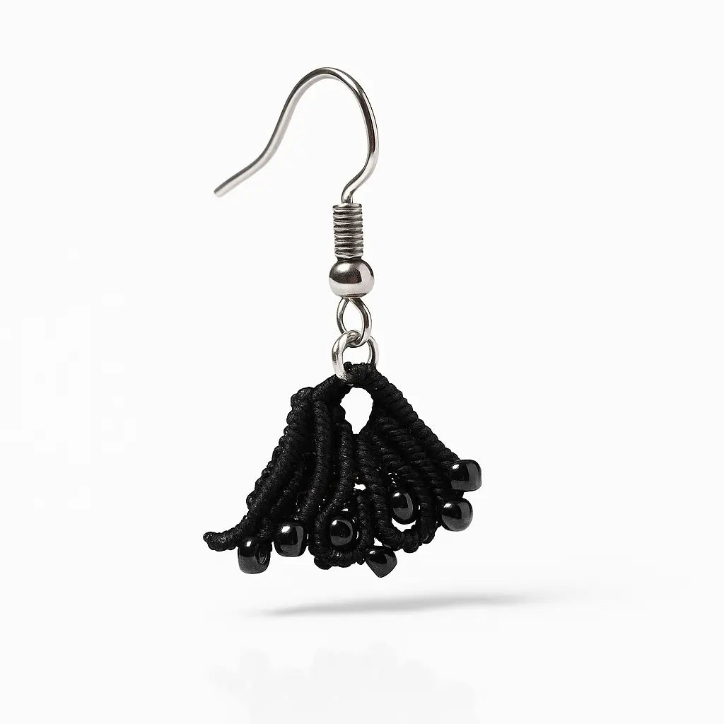 Boucles d’oreilles micro-macramé éventail – Crochets en acier inoxydable OPHEA Micro Noeuds
