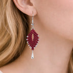 Boucles d’oreilles feuille micro-macramé NAE Micro Noeuds