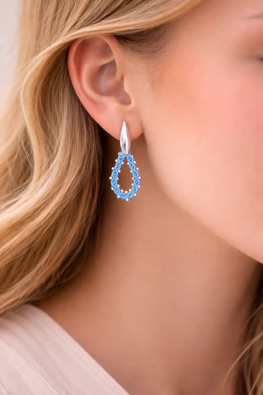 Boucles d’oreilles Azura – micro-macramé & argent 925 AZURA Micro Noeuds