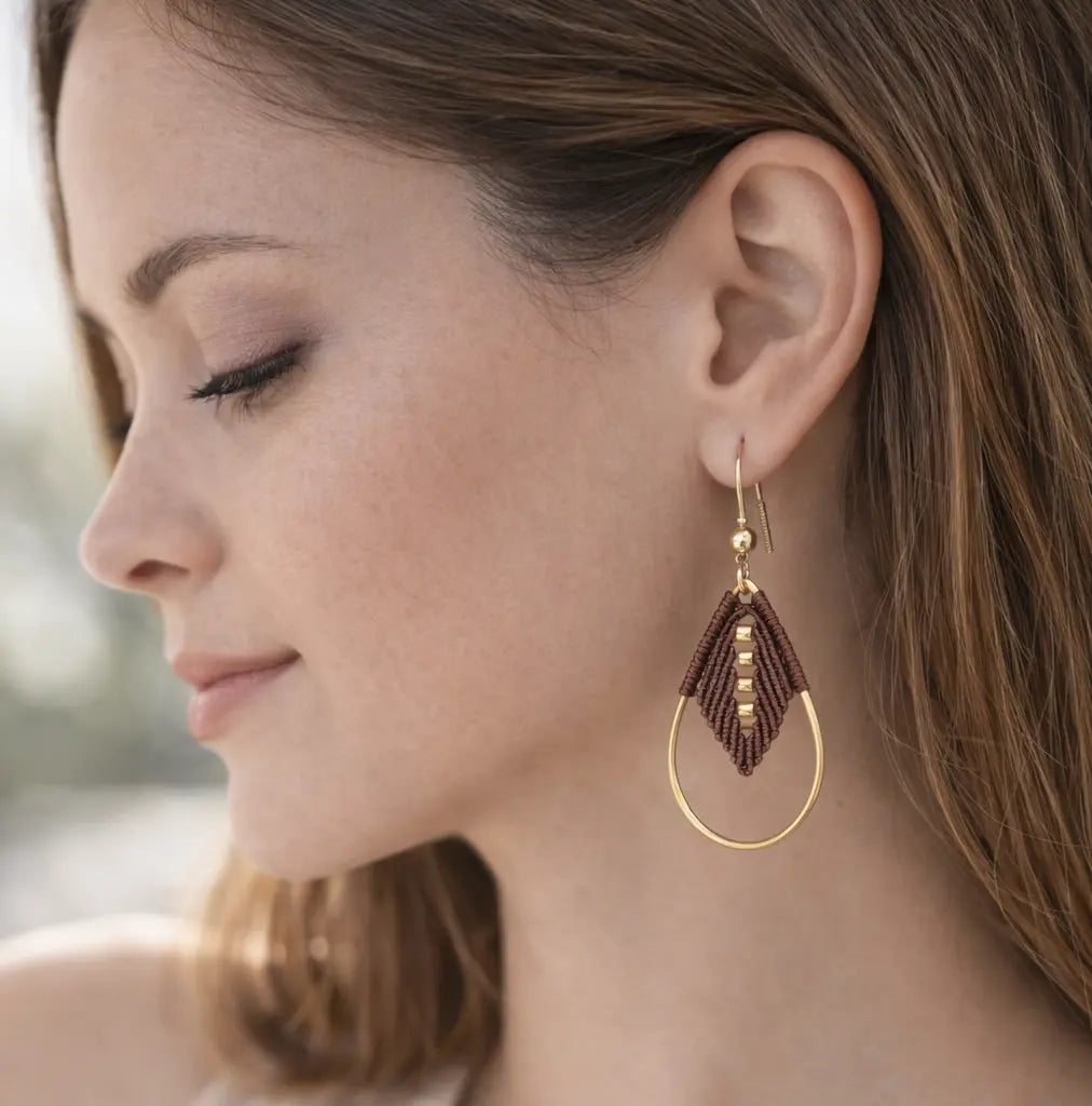 Boucles d’oreilles micro-macramé feuille acier inoxydable Liora Micro Noeuds