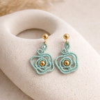 Boucles d'oreilles spirale micro-macramé Micro Noeuds