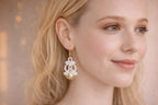 Boucles d’oreilles micro-macramé pierre howlite MAIIWEN Micro Noeuds