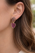 Boucles d’oreilles micro-macramé feuille – Clous en acier inoxydable & perles Miyuki Micro Noeuds