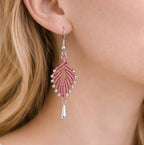 Boucles d’oreilles feuille micro-macramé NAE Micro Noeuds