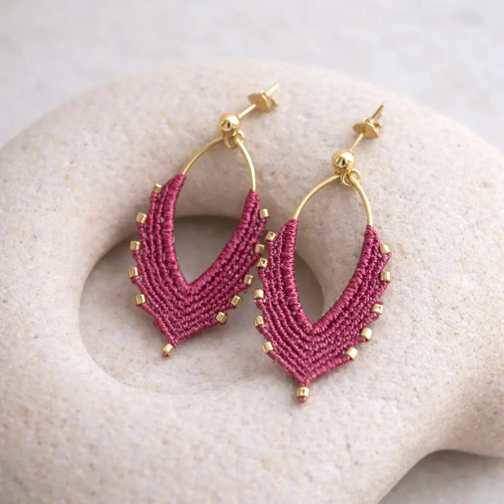 Boucles d’oreilles micro-macramé feuille personnalisables Micro Noeuds