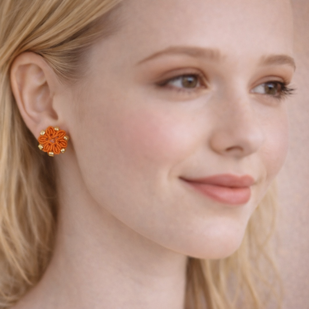 Boucles d'oreilles fleur micro macramé faites mains - acier inoxydable TILAE