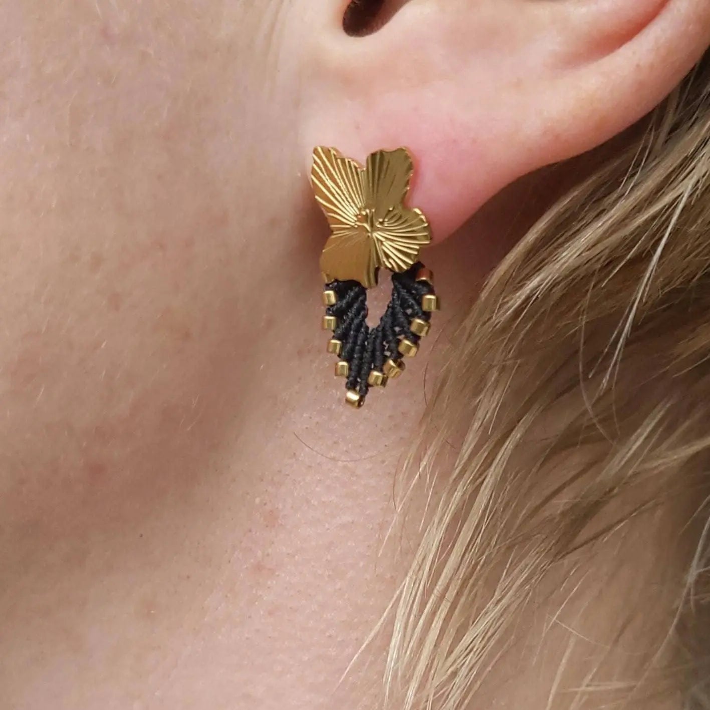 Boucles d’oreilles micro-macramé Nodia Bis – Clous en acier inoxydabl-NODIA Micro Noeuds