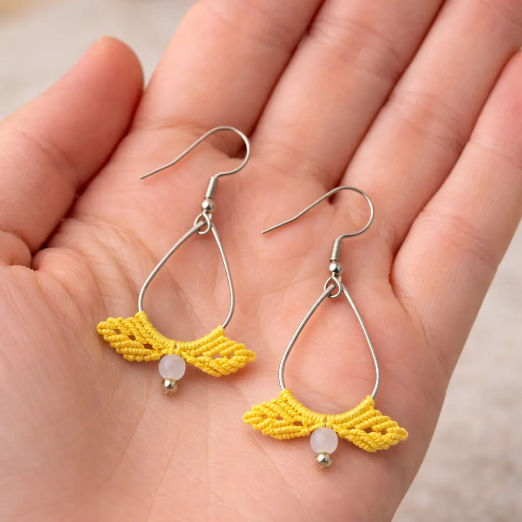 Boucles d’oreilles micro-macramé- bohème – personnalisables-ELYA Micro Noeuds
