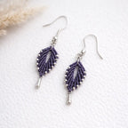 Boucles d'oreilles flamme micro-macramé doré – Légères, fait main Micro Noeuds