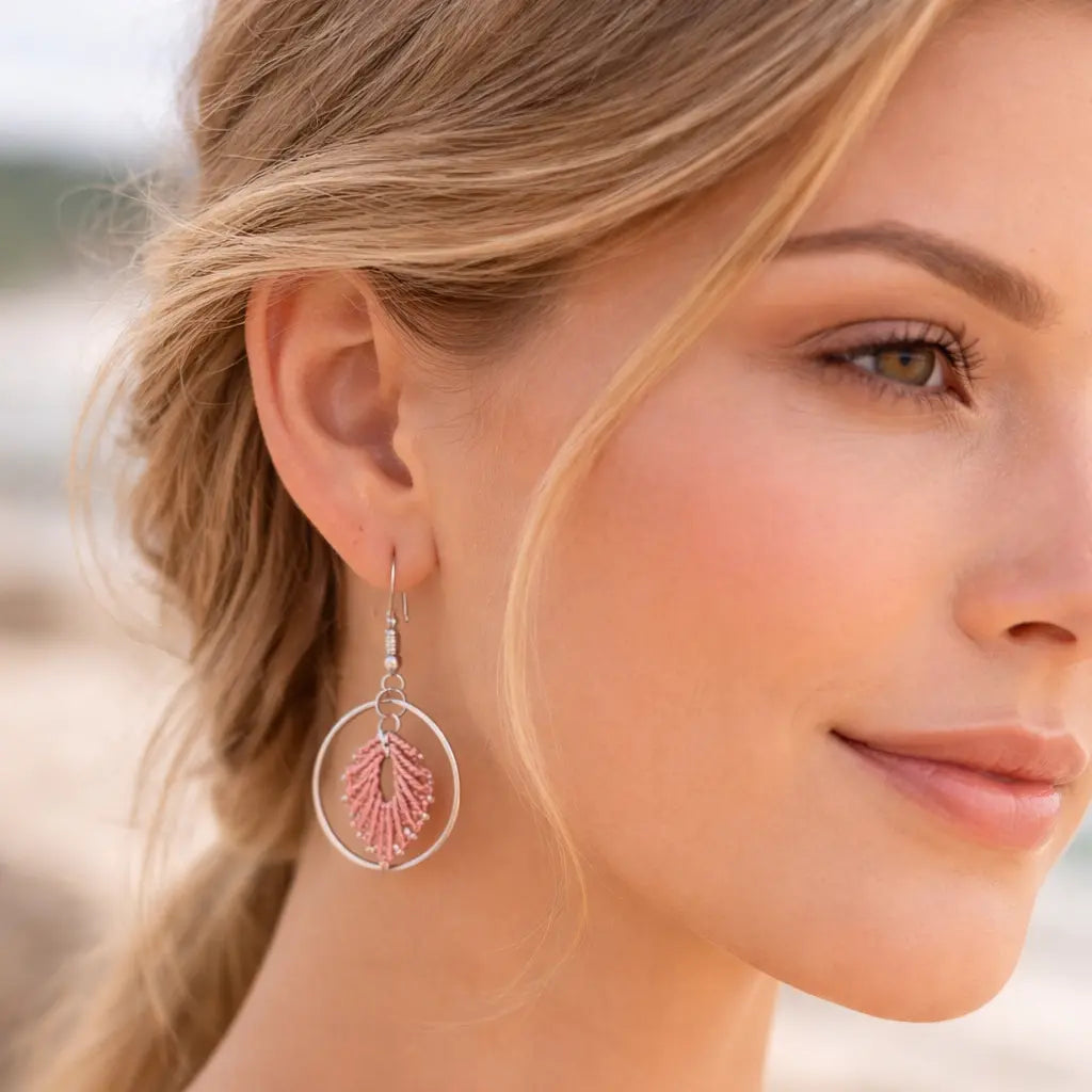 Boucles d’oreilles Cercle Rubis- micro-macramé & acier inoxydable-ARIELLE Micro Noeuds