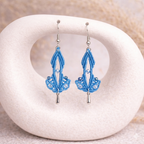 Safran – boucles d'oreilles micro-macramé feuille dorée