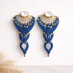Boucles d'oreilles éventail micro-macramé – Pierre de lune, doré Micro Noeuds