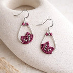 Boucles d’oreilles micro-macramé motif feuille – Crochets argent 925 & perle Ma boutique
